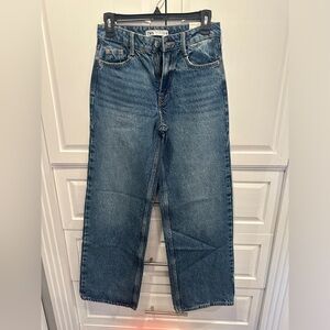 Zara mid rise wide leg jeans.  Women’s size 0.  Brand new